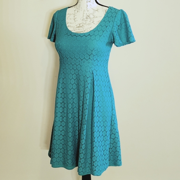 Chris McLaughlin Blue/ Green Crochet Dress - Picture 1 of 5